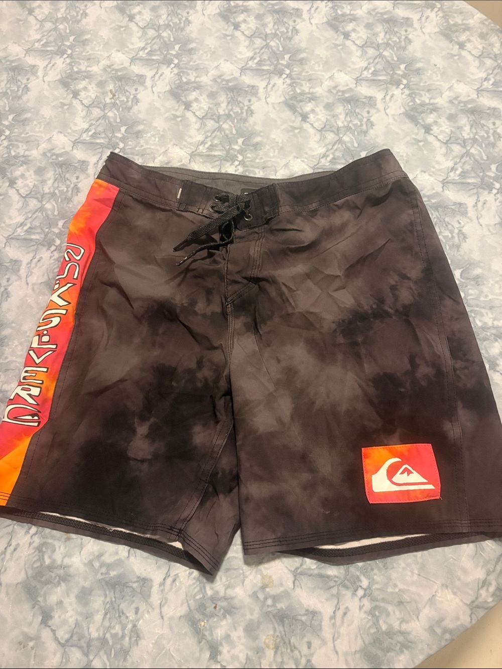 QUIKSILVER BOARDSHORTS
